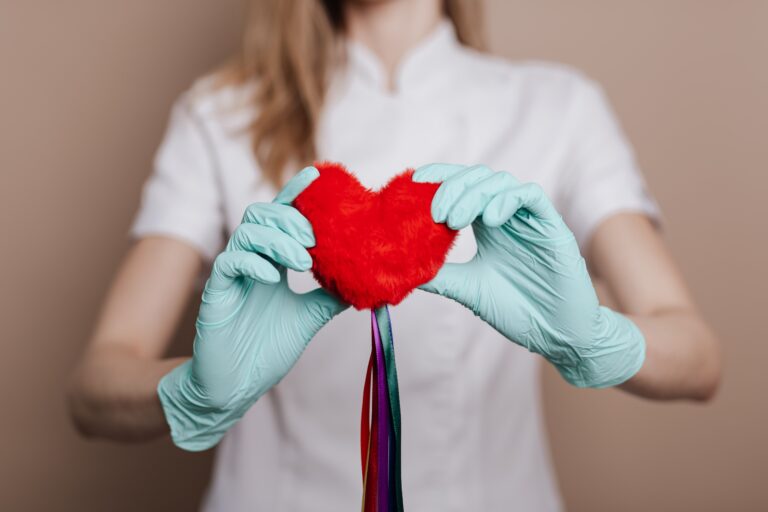 Understanding Cardiology: The Science of Keeping Hearts Beating Strong Understanding Cardiology: The Science of Keeping Hearts Beating Strong